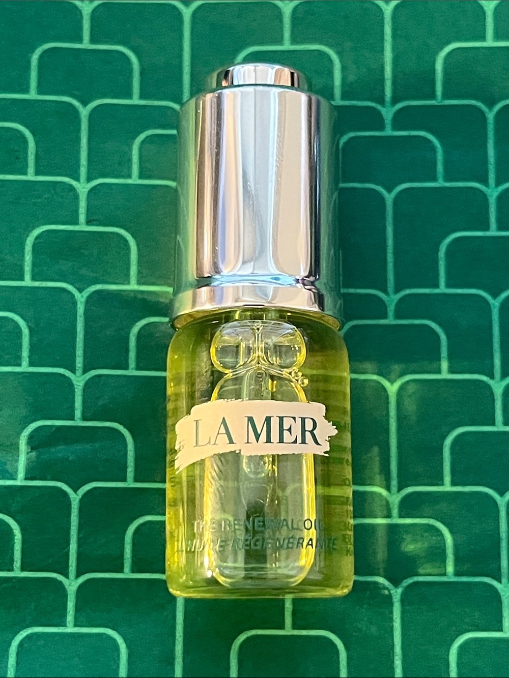 Brand New La Mer The Renewal Oil Deluxe Mini (5ml / 0.17 fl oz)